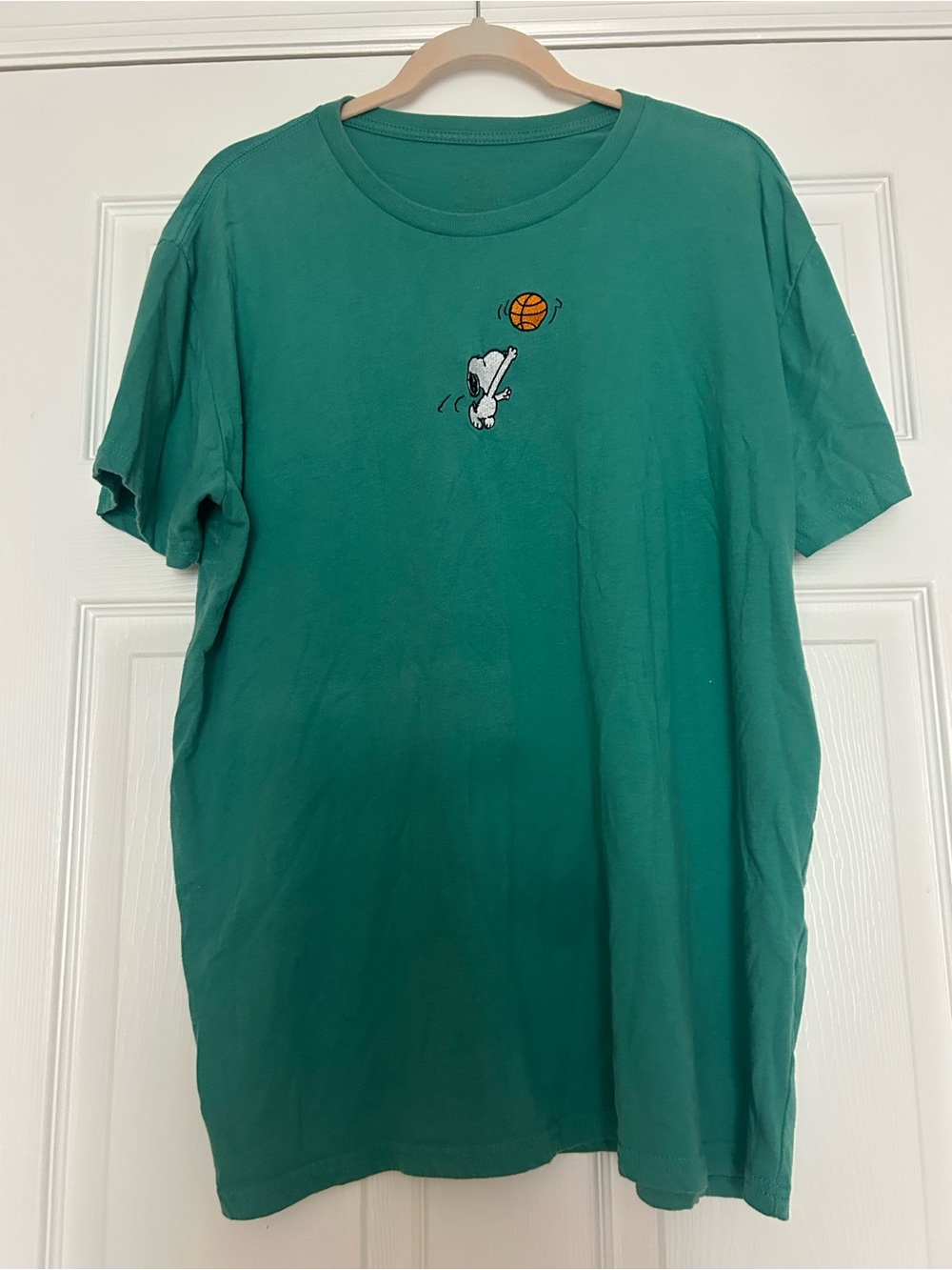 Snoopy embroidery- Green Short-Sleeve Tee